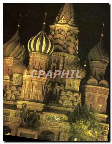 Cartes postales moderne Le Monde de la russie la cathedrale Sainte Basile a Moscou contsruite a l'epoque d'Yvan le Terri