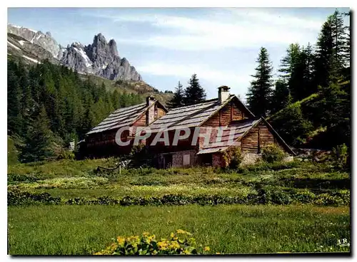 Cartes postales moderne Vieux Chalets dans la Vallee de Nevache