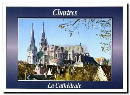 Cartes postales moderne Les Merveilles de Chartres Eure et Loir Perspective sur la Cathedrale XII siecle dominant la Vil