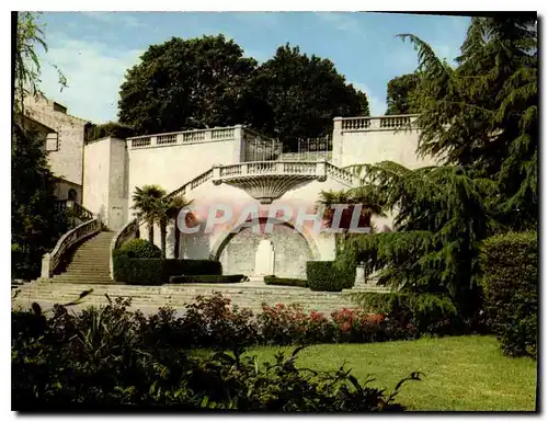 Cartes postales moderne Ales Capitale des cevennes Gard les Escaliers de la Marechale menant aux Jardins du Bosquet XVII