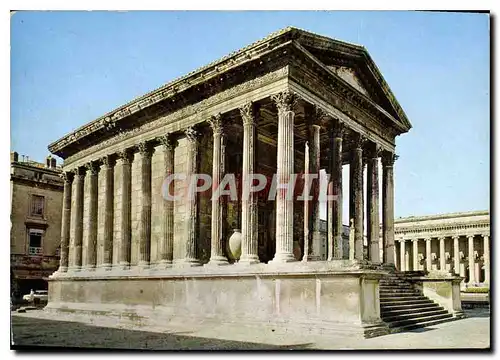 Cartes postales moderne Nimes Gard Maison Carree Temple romain d'inspiration grecque construit peu avant JC