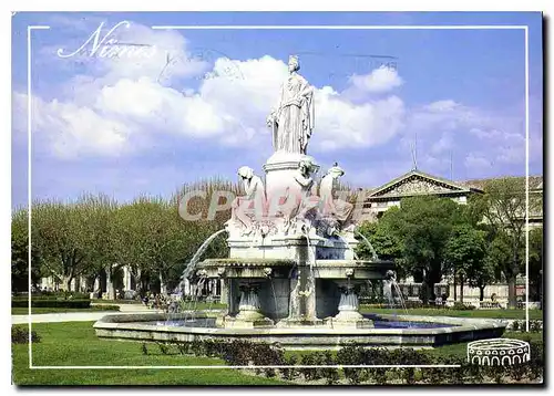 Moderne Karte Nimes l'esplanade et la Fontaine Pradie