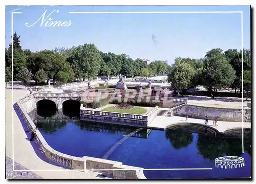 Moderne Karte Nimes le Jardin de la Fontaine et la Source au premier Plan