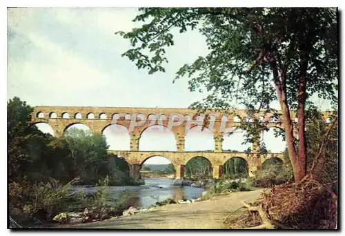 Cartes postales moderne Remoulins Gard le pont du Gard aqueduc romain