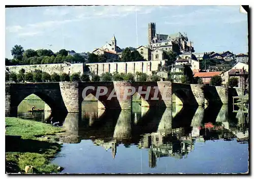 Cartes postales moderne Limoges Haut Vienne le Pont Saint Etienne XIII siecle Monument historique et la Cathedrale comme