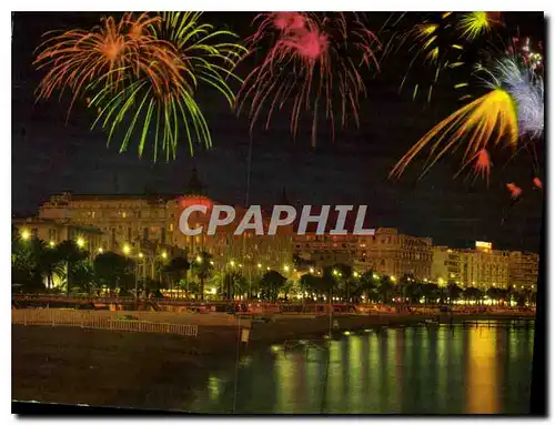 Cartes postales moderne La Cote d'Azur Cannes la Croisette Festival de Feux d'Artifice