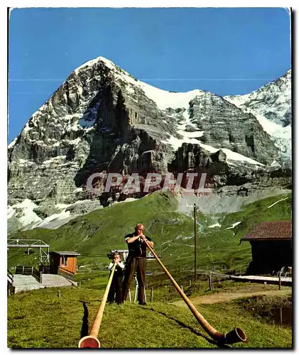 Cartes postales moderne Kleine Scheindegg Alphornblaser mit Eiger