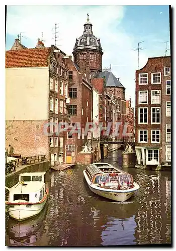 Moderne Karte Amsterdam Holland la Pittoresque Oudezijds Kolk relletant la siluette de l'eglise du St Nicolas