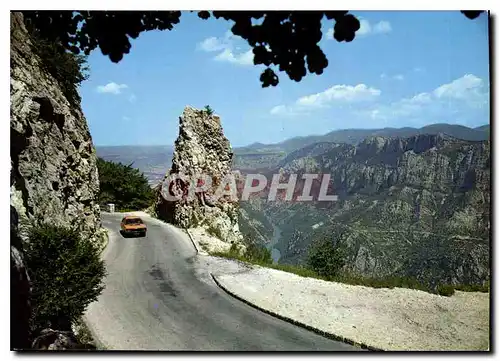 Cartes postales moderne Les Gorges Pittoresques du Verdon Le Cirque de Vaumale