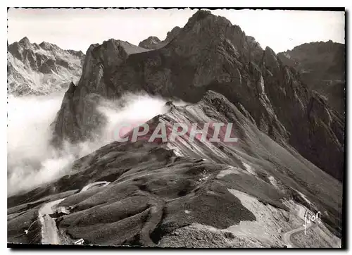 Cartes postales moderne Le Tourmalet Hautes Pyrenees Les deaux versants