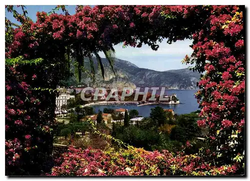 Cartes postales moderne La Cote d'Azur Beaulie sur Mer La Baie et la Villa Kerylos