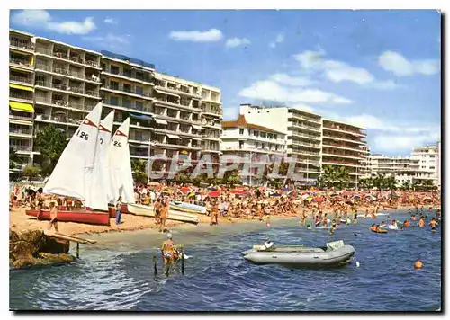 Cartes postales moderne Juan les Pins Une partie des Plages L'Ecole de Voile