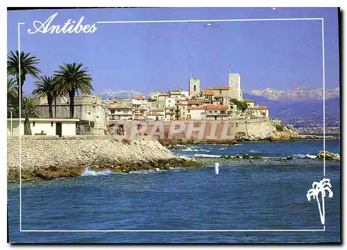 Cartes postales moderne Antibes La vieille et les remparts