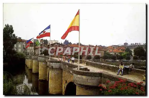 Cartes postales moderne Confolens Charente Le Pont Vieux su la Vienne