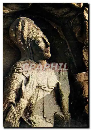 Cartes postales moderne Angouleme Charente Cathedrale Saint Pierre XII siecle Detail de la facade La Vierge Contemple le