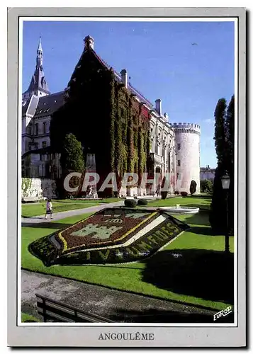 Cartes postales moderne Angouleme Cote jardin de l'Hotel de Ville ancien Chateau des Comtes d'Angouleme