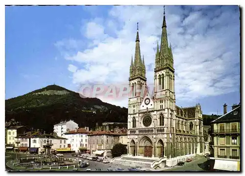 Cartes postales moderne Voiron Isere Eglise Saint Bruno et Notre Dame de Vouise