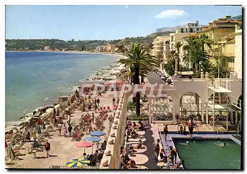 Cartes postales moderne Les Sites Merveilleux de la Cote d'Azur Menton A M la Piscine du Casino la Promenade et la Plage