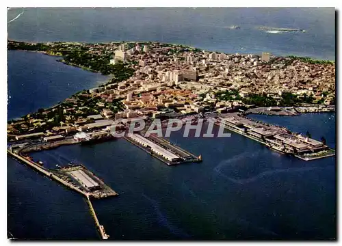 Cartes postales moderne Republique du Senegal Dakar vue generale au premier plan le Port