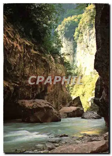 Cartes postales moderne Hauts Lieux de la Provence les Gorges du Verdon Car Alpes de Haute Provence un des plus beaux si