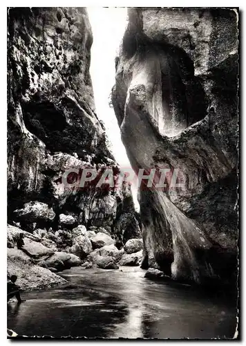 Cartes postales moderne Le Grand Canon du Verdon dans les Ralingues une Marmite du Diable