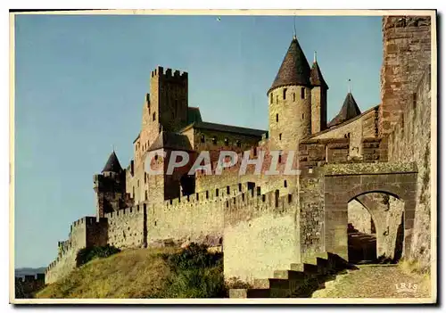 Cartes postales moderne Horizons de l'Aude La Cite de Carcassonne La Porte d'Aude le chateau Comtal la Tour de l'Eveque