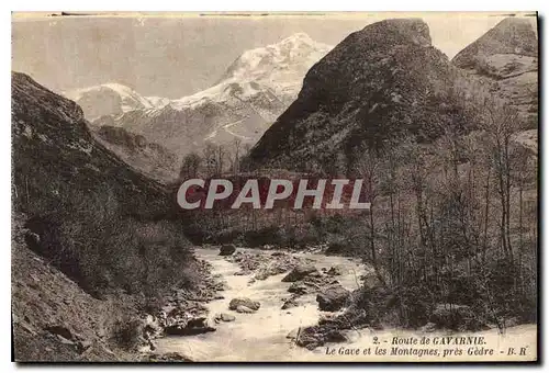 Cartes postales Route de Gavarnie Le Gave et les Montagnes pres Gedre