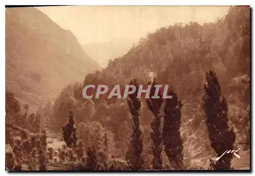 Ansichtskarte AK Les Pyrenees Cedre Route de Gavarnie Au fond la Breche de Rolland