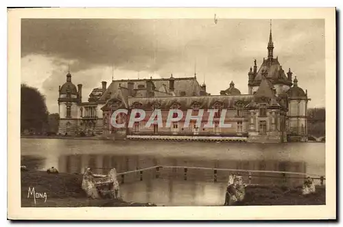 Cartes postales Chateau de Chantilly le Petit Chateau et la Tour du Tresor