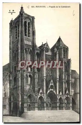 Ansichtskarte AK Bourges Facade de la Cathedrale