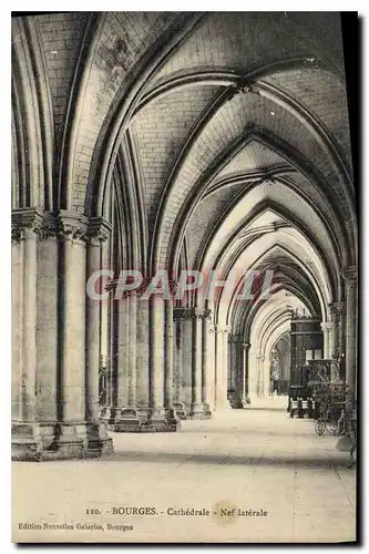 Ansichtskarte AK Bourges Cathedrale Nef laterale