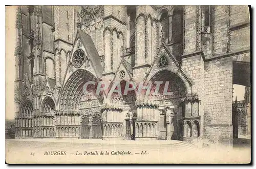 Ansichtskarte AK Bourges La Portails de la Cathedrale