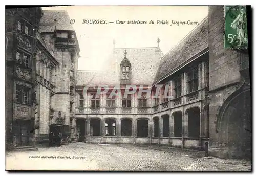 Cartes postales Bourges Cour interieure du Palais Jacques Coeur