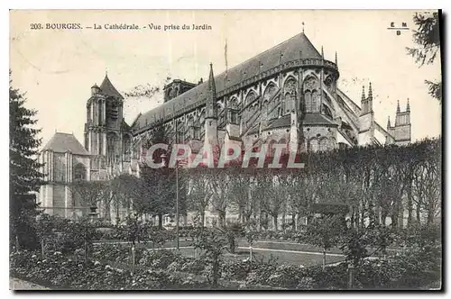 Ansichtskarte AK Bourges La Cathedrale Vue prise du Jardin