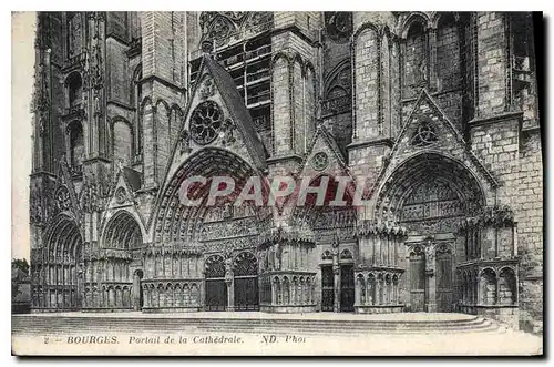 Ansichtskarte AK Bourges Portail de la Cathedrale