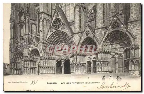 Ansichtskarte AK Bourges Les cinq portails de la Cathedrale