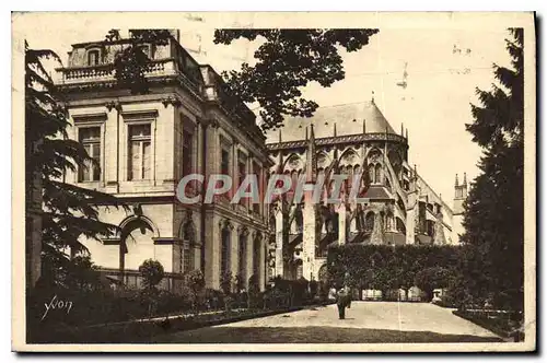 Ansichtskarte AK Bourges L'Hotel de Ville et l'Abside de la Cathedrale