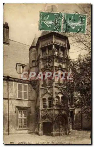 Ansichtskarte AK Bourges La Cour du Petit Lycee