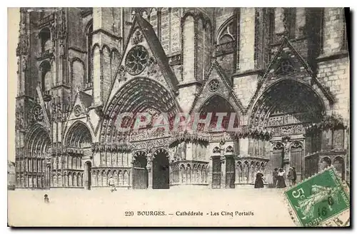 Ansichtskarte AK Bourges Cathedrale Les Cing Portails