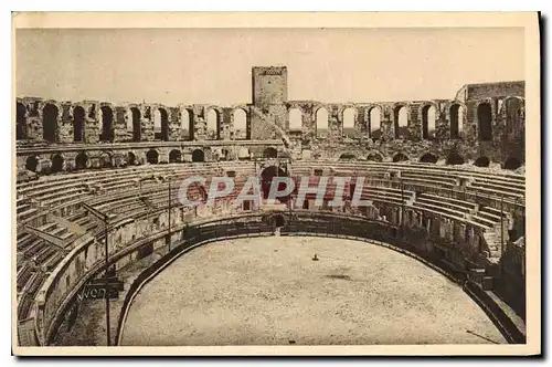 Ansichtskarte AK Arles Bouches du Rhone vue generale de l'Interieur des Arenes