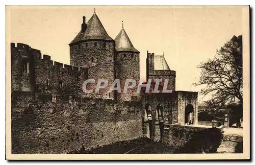 Ansichtskarte AK Carcassonne Aude la Cite l'Entree du chateau Porte Narbonnaise