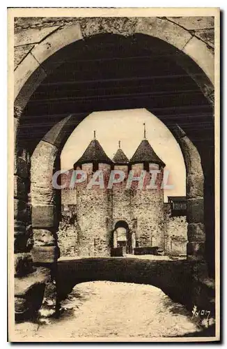 Cartes postales Carcassonne Aude La Cite Entree du Chateau la Barbacane