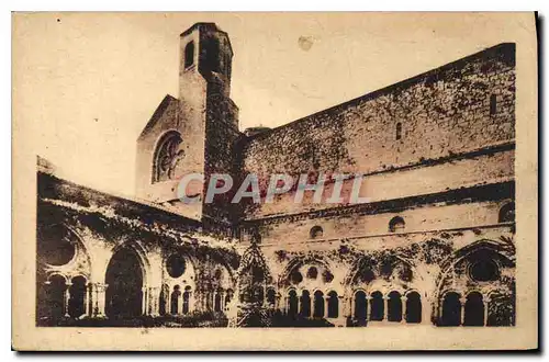 Cartes postales Environs de Narbonne Abbaye de Fontfroide Les Cloitres et la Tour de l'Eglise