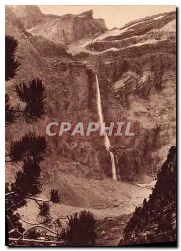 Cartes postales Gavarnie H P au Cirque la Grande Cascade