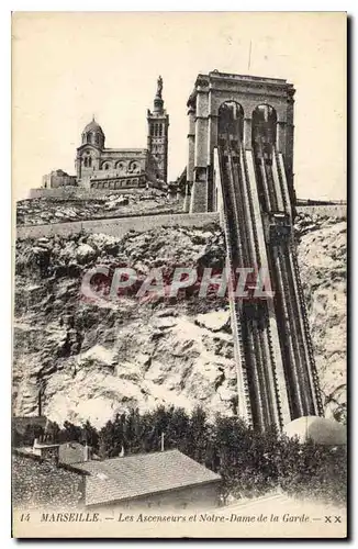 Cartes postales Marseille les Ascenseurs et Notre Dame de la Garde