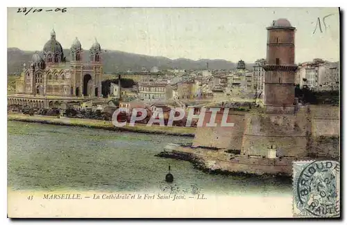 Cartes postales Marseille la Cathedrale et le Fort Saint Jean