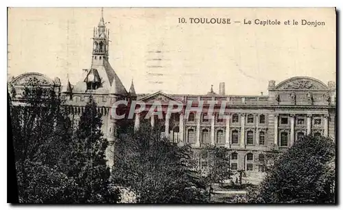 Cartes postales Toulouse Le Capitole et le Donjon