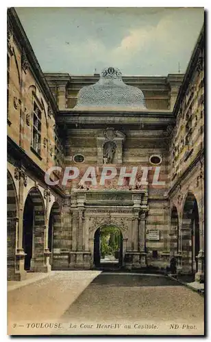 Cartes postales Toulouse La Cour Henri IV au Capitole