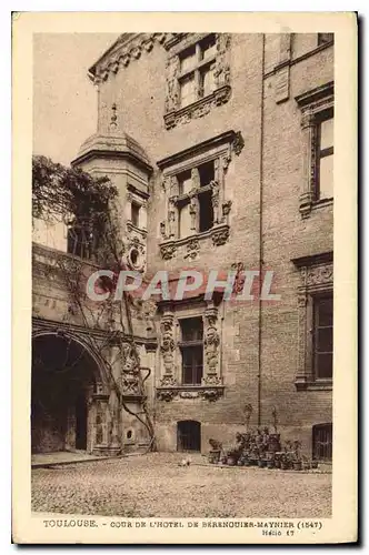 Ansichtskarte AK Toulouse Cour de L'Hotel de Berenguier Maynier