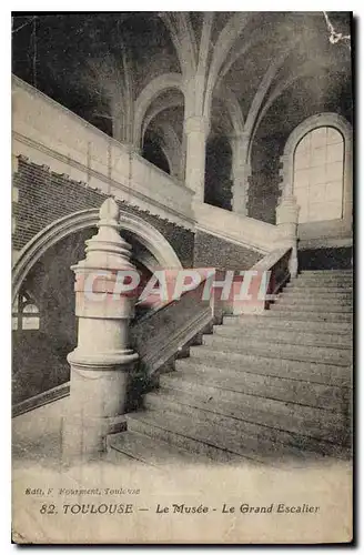 Ansichtskarte AK Toulouse Le Musee Le Grand Escalier